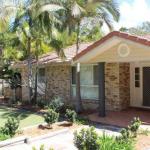 FRANGIPANI BEACH HOUSE PET FRIENDLY 22 Belbourie Cres Boomerang Beach - Kempsey Accommodation 0
