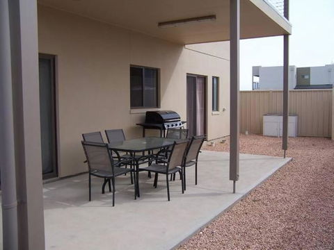 Relax On Par - Kempsey Accommodation 4