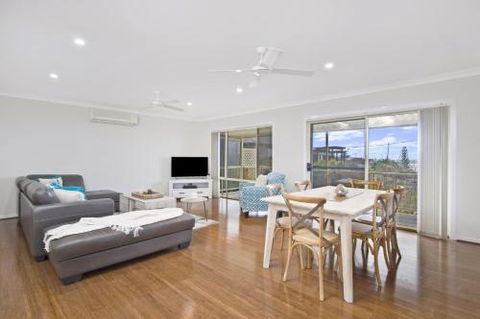 SEAVIEW DREAM Bonny Hills - Kempsey Accommodation 6