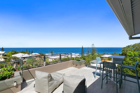 Architectural Masterpiece Sunshine Beach - Kempsey Accommodation 2