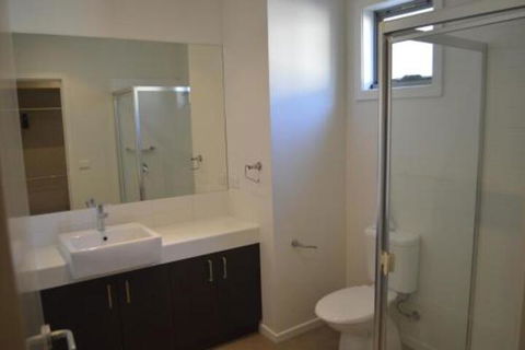 Family Friendly Unit - Kempsey Accommodation 7