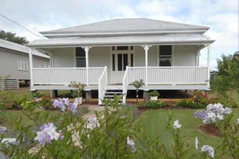 Victorias Cottage Warwick B & B - Kempsey Accommodation 5