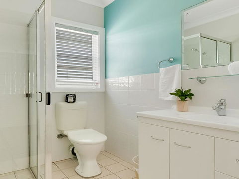 Ocean Blue Apartment Four Apartment On 2nd Level - Kempsey Accommodation 4