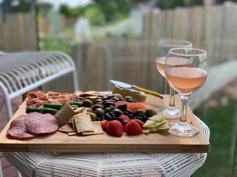 AIRLIE BEACH Delight. Hop Skip Jump To Everything - Kempsey Accommodation 4