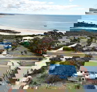 Lazy Wave Beach House - Kempsey Accommodation