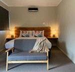Railway Hotel Queenstown - Kempsey Accommodation