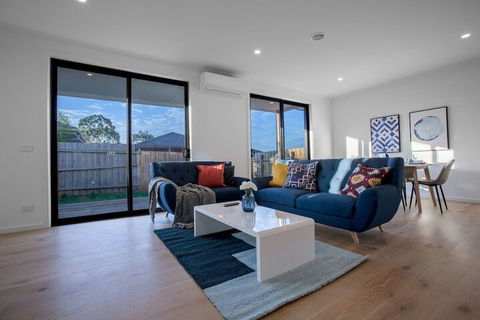 Trendy Sweet Home In Blackburn South - Kempsey Accommodation 3
