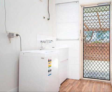 The Bluff Point - Kempsey Accommodation 6