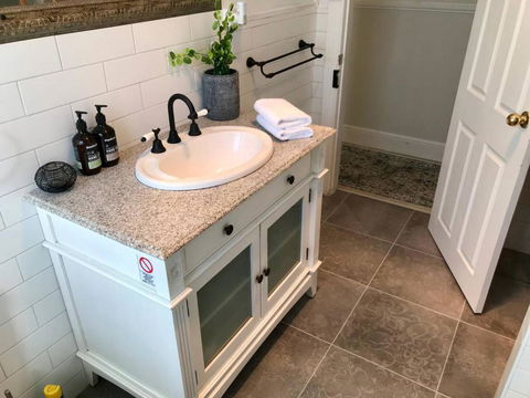 YSG The Edward Townhouse 153 Walk To Town - Kempsey Accommodation 4