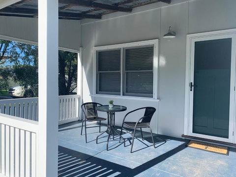 Yaringa Cottage...by The Sea - Kempsey Accommodation 6