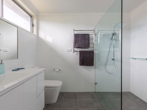 Aloha Direct Beach Access From Property - Kempsey Accommodation 4