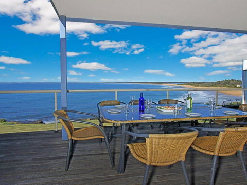Le Vista Panoramic Views Looking South - Kempsey Accommodation 5