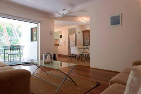 Absolute Beachfront Mooloolaba - Kempsey Accommodation 4