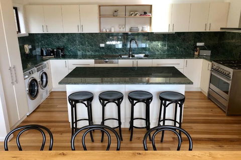 HIDDEN HAVEN Binalong Bay - Kempsey Accommodation 1