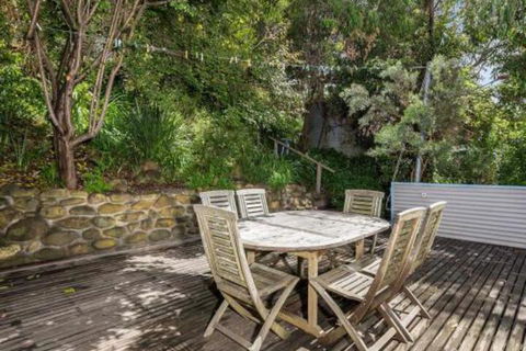 Wye View Architecturally Designed Stunning Views - Kempsey Accommodation 7