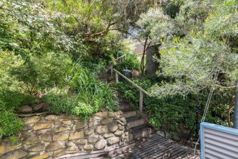 Wye View Architecturally Designed Stunning Views - Kempsey Accommodation 6