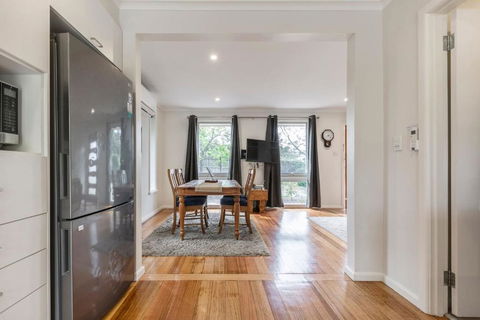 ?Spacious Bungalow?5min Walk To Station?5min To Box Hill?WiFi?Parking - Kempsey Accommodation 1