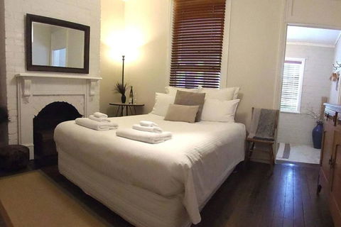 YSG The Edward Townhouses 155 & 157 Steps To Town - Kempsey Accommodation 1