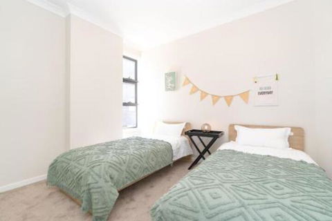 SP246 Brandnew Modern Apt In Penrith With Parking - Kempsey Accommodation 2