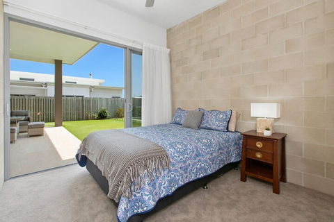 BEACHSIDE HAVEN - Kempsey Accommodation 5