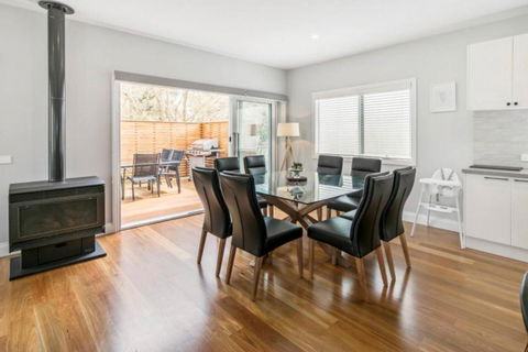 HALE KUPA Rye Beach House Spa Table Tennis - Kempsey Accommodation 6