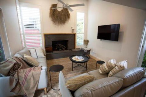 MONREPOS - Kempsey Accommodation 3