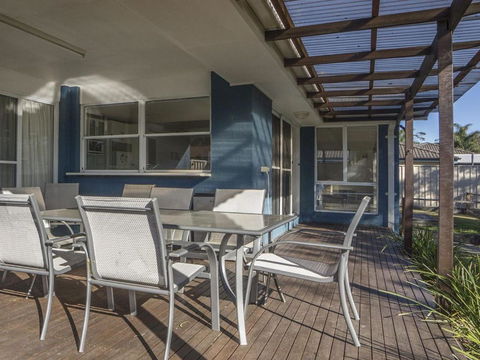 Conley Ave 8 Pet Friendly OUTSIDE Only - Kempsey Accommodation 5