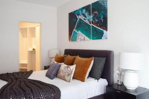 THE HYDEAWAY LUXE HYDE PARK CITY APARTMENT Hosted By LAbode Accommodation - Kempsey Accommodation 5