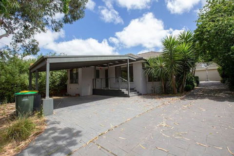 Spacious 3bedrooms Big House@mitcham - Kempsey Accommodation 1