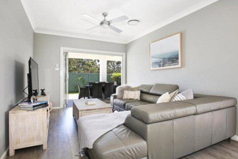 Wowly Waters Pet Friendly 1 Min Walk To Beach - Kempsey Accommodation 7