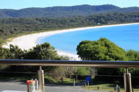 BAY Of FIRES BEACH SHACK Ocean Views From A Modern Beachhouse - Kempsey Accommodation 6