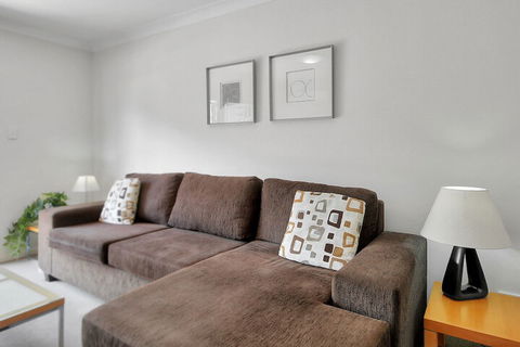 Airtrip Apartment On Russell St - Kempsey Accommodation 4