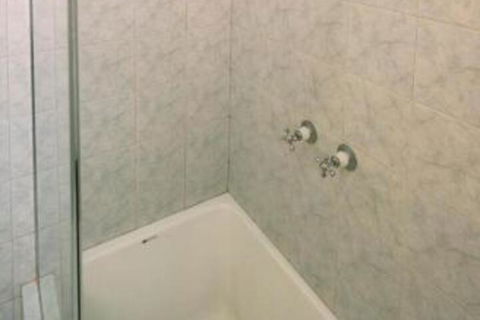 A Wave Away At Glenelg Cosy Unit Near The Beach - Kempsey Accommodation 4