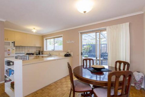PERFECT On PYMBLE AVE - Kempsey Accommodation 3