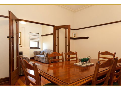 Fairholme Apartment - Kempsey Accommodation 0