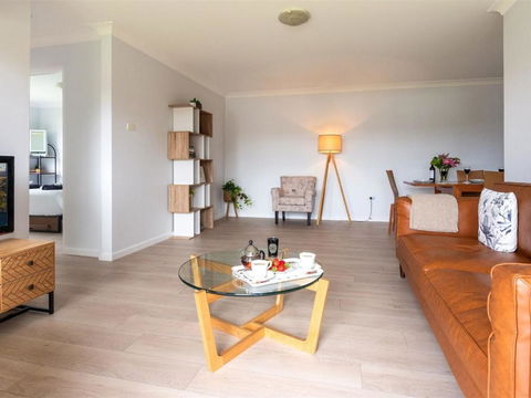 Miami Kiama Couldnt Be Closer To Kiama CBD - Kempsey Accommodation 4