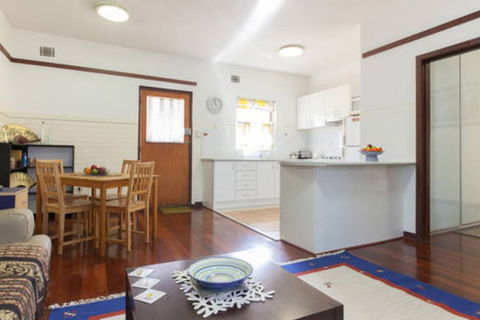 B4 Apartment Close To Perth UWA - Kempsey Accommodation 1