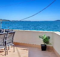3 Bedroom Apartment Bayview Towers Unit 1 - Kempsey Accommodation