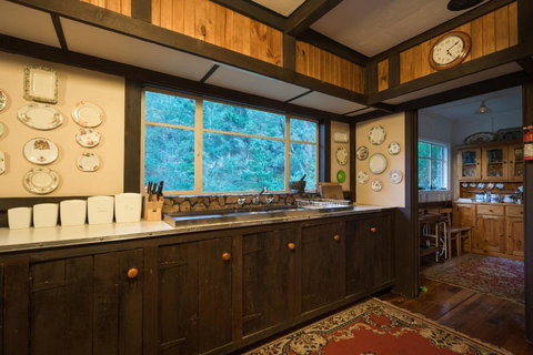 Walhalla Coach House - Kempsey Accommodation 1