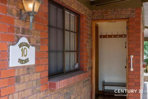 Reef & Vines Port Noarlunga - Kempsey Accommodation 4