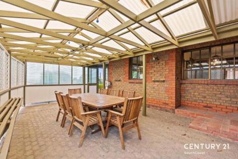Reef & Vines Port Noarlunga - Kempsey Accommodation 6