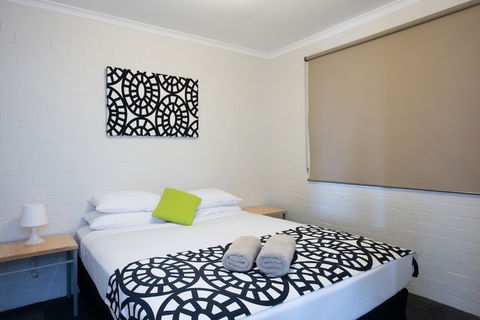 Geraldton's Ocean West - Kempsey Accommodation 5