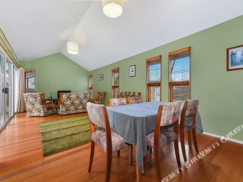 Family Friendly Weatherboard Cottage - Kempsey Accommodation 3