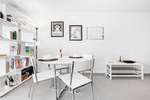 JOYCE, 1BDR Southbank Apartment - Kempsey Accommodation 1