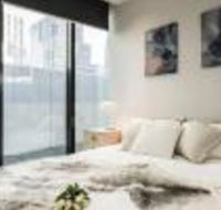 Stylish Melbourne CBD Lighthouse Apartment - Kempsey Accommodation