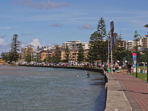 Oaks The Entrance Waterfront Suites - Kempsey Accommodation 2