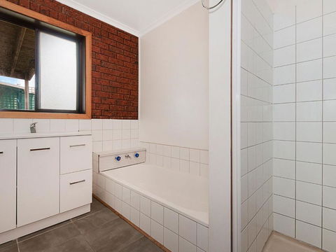 AMBIENCE By THE SEA - Kempsey Accommodation 5