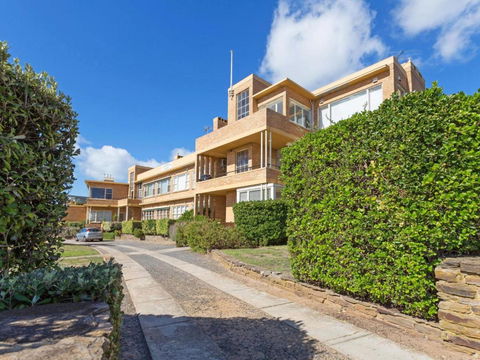 BEACH BELLE MORNINGTON - Kempsey Accommodation 5