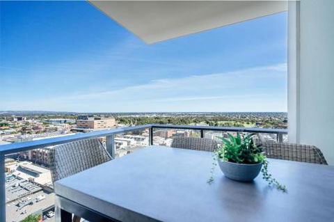 A Cut Above The West Pool Rooftop Bar Gym Wifi - Kempsey Accommodation 1