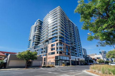 A Cut Above The West Pool Rooftop Bar Gym Wifi - Kempsey Accommodation 6